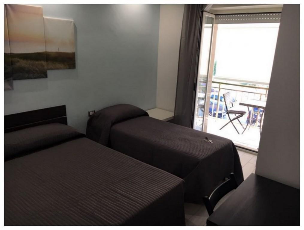 Rooms La Perla Del Mare Margherita Di Savoia Bagian luar foto