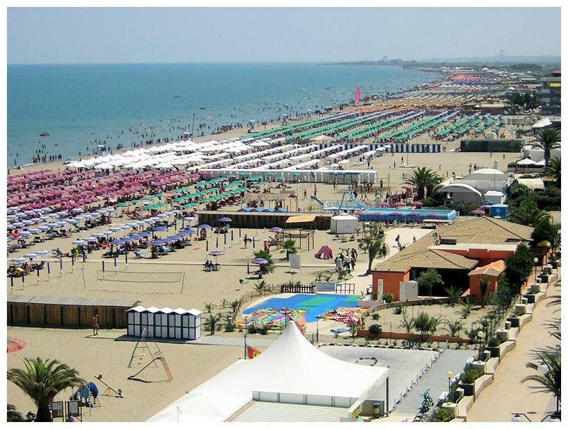 Rooms La Perla Del Mare Margherita Di Savoia Bagian luar foto